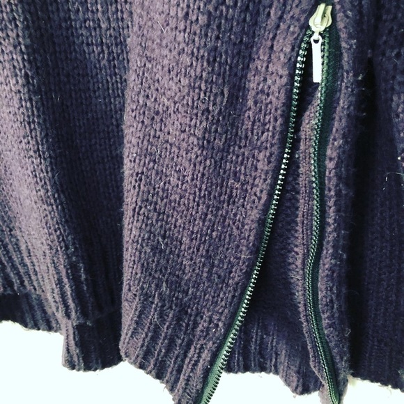 William Rast knit sweater with side zippers - Picture 3 of 3